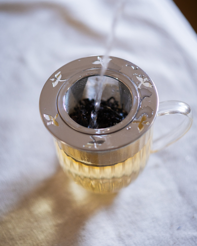 Thé bleu oolong : découvrez un thé d'exception entre thé vert et thé noir