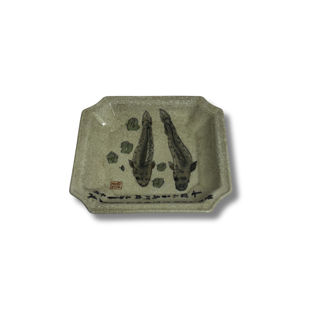 Porcelain pocket box | Betjeman & Barton | Betjeman and Barton